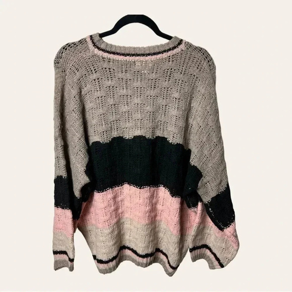 1221. BIBI TEXTURED SWEATER SIZE X-LARGE PINK/BLACK/TAN/WHITE IN COLOR BALLOON - Picture 10 of 13